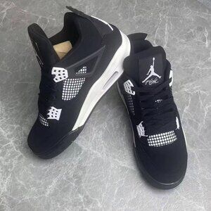 Air Jordan 4 Retro Black White | New & Unworn